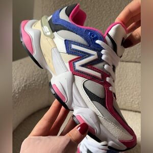 New Balance 9060 in Pink & Blue